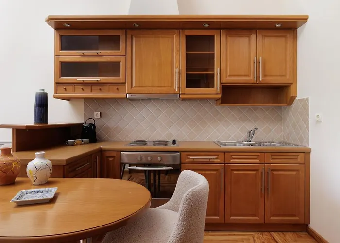 Liston's * Corfu (city)